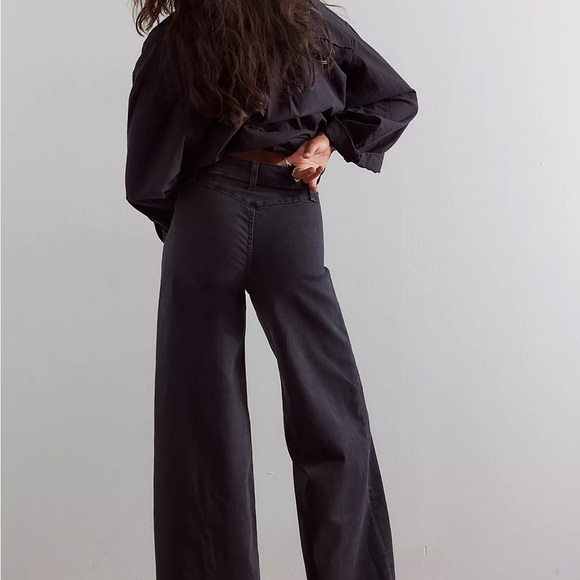 NWT We The Free washed Black Wide Leg Jeans - Picture 2 of 10